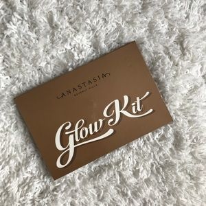 Ultimate Glow Kit by Anastasia Beverly Hills